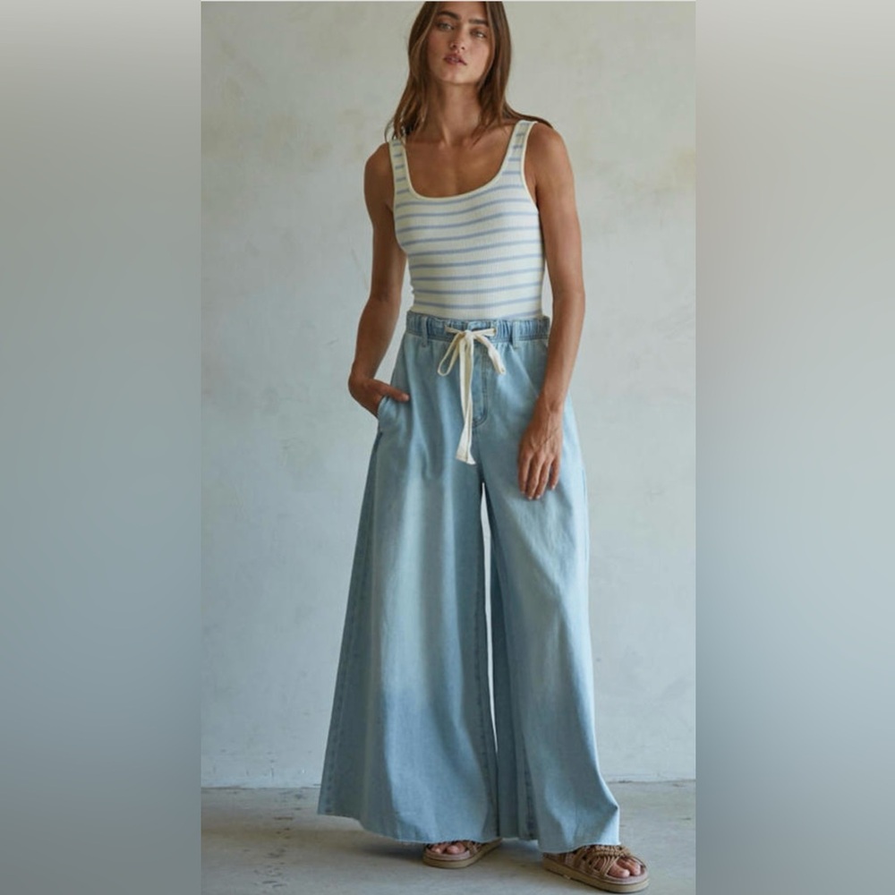 Bria Wide Leg Denim - Light Wash